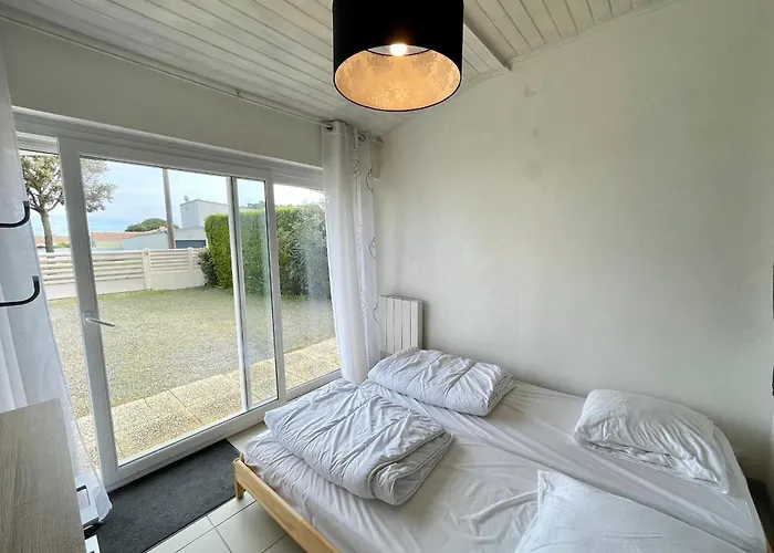 Prázdninový dům **maison 3 Pieces Avec Jardin A 350m Du Bord De - Wifi, Terrasse, Parking** - Fr-1-231-220