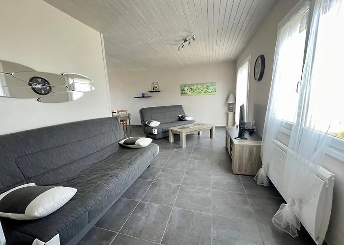 Prázdninový dům **maison 3 Pieces Avec Jardin A 350m Du Bord De - Wifi, Terrasse, Parking** - Fr-1-231-220