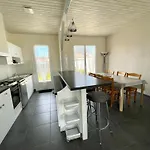 Prázdninový dům **maison 3 Pieces Avec Jardin A 350m Du Bord De - Wifi, Terrasse, Parking** - Fr-1-231-220 *